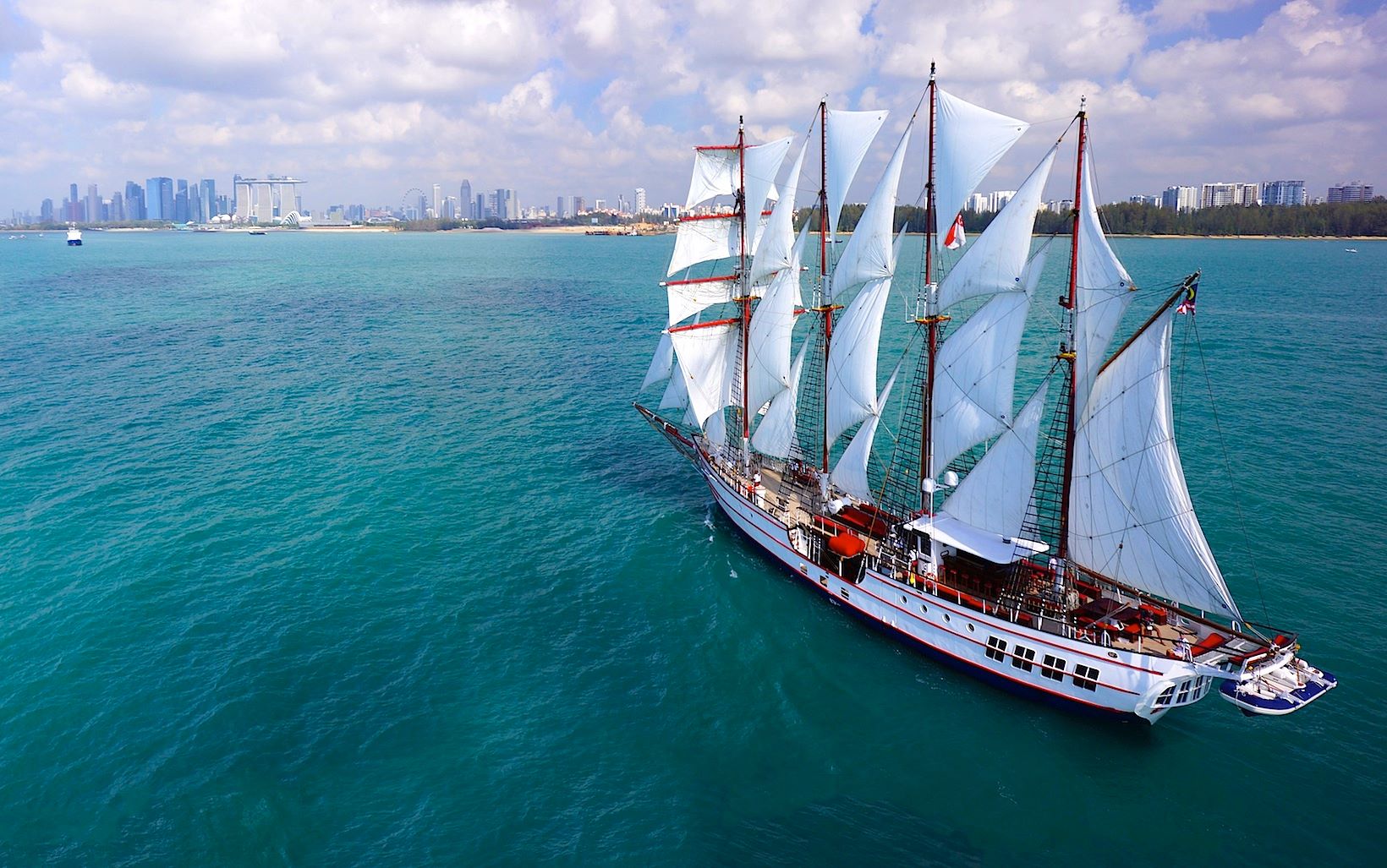 (Work Hard, Play Lavishly) 11 Must-Try Luxury Team Outings in Singapore : Royal Albatross - Luxury Tall Ship