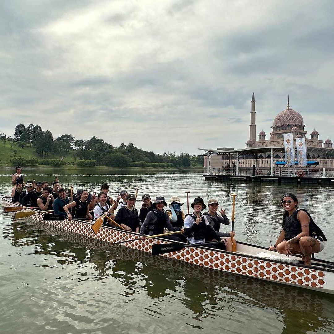 (15 Places) Unravel the Beauty of Kayaking Hotspots in Malaysia: Putrajaya Lake Club