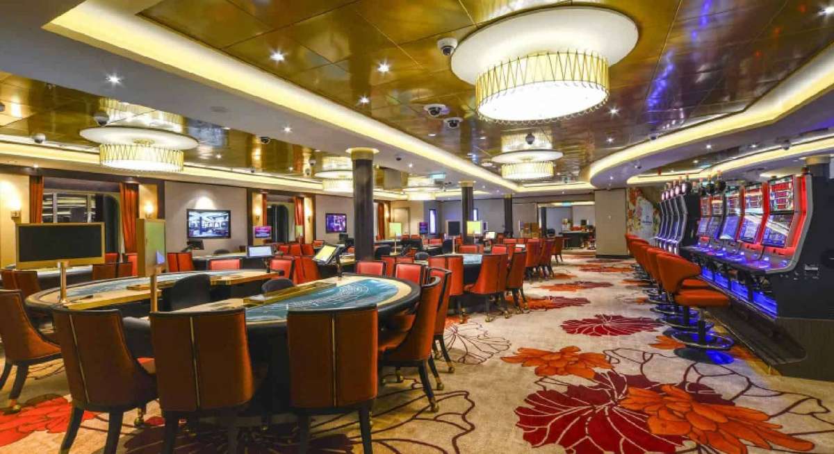 What you can do on Genting Dream Cruise? (Casino)