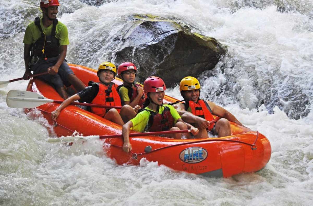 (2D1N) Survive Gopeng's Wild Rapids Together!: Gopeng white river rafting