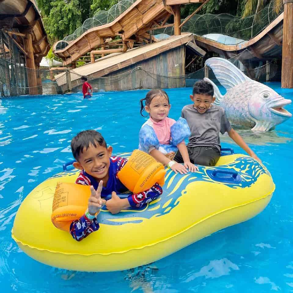 (Under RM50) 6 Most Popular Water Parks in Malaysia That Are Budget-Friendly: Wet World Water Park Shah Alam