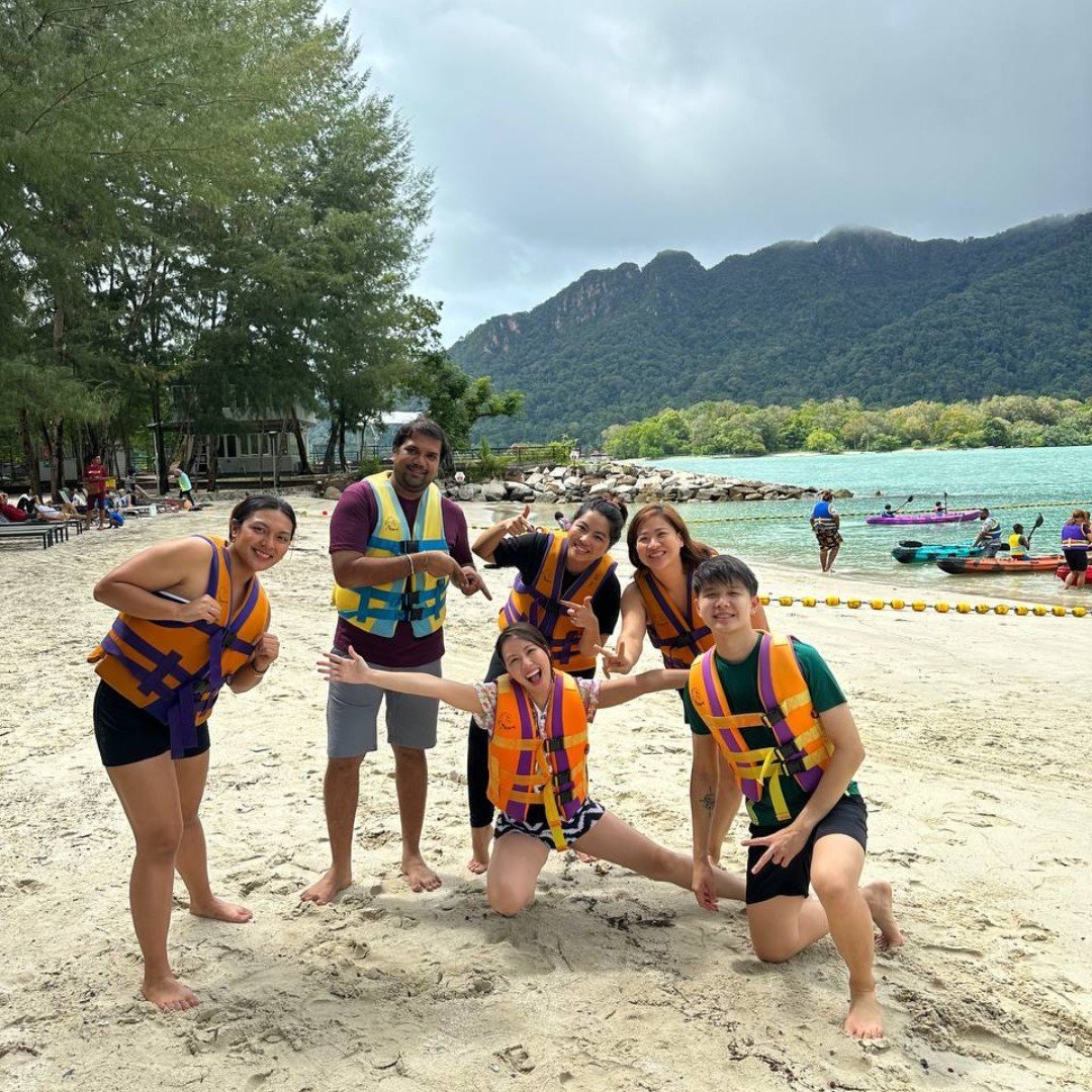Team Building Activities From All Malaysian States: Paradise 101