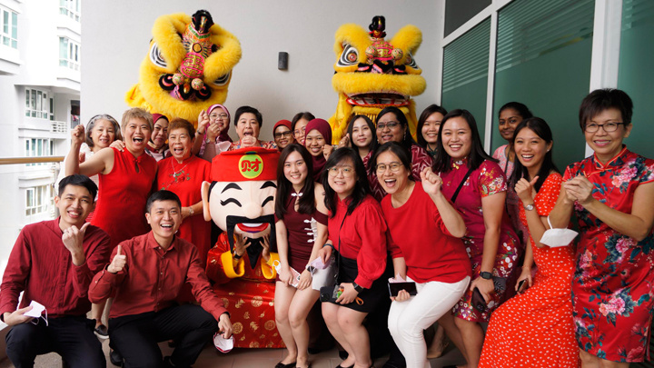  15 Chinese New Year Office Party Ideas: Traditional Chinese Attire Fashion Show