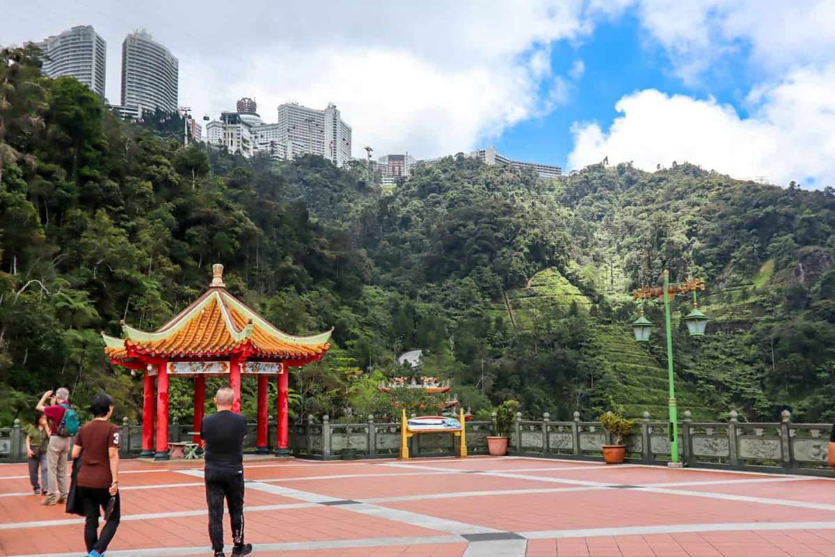 2D1N Genting Highlands Itinerary: Chin Swee Caves Temple