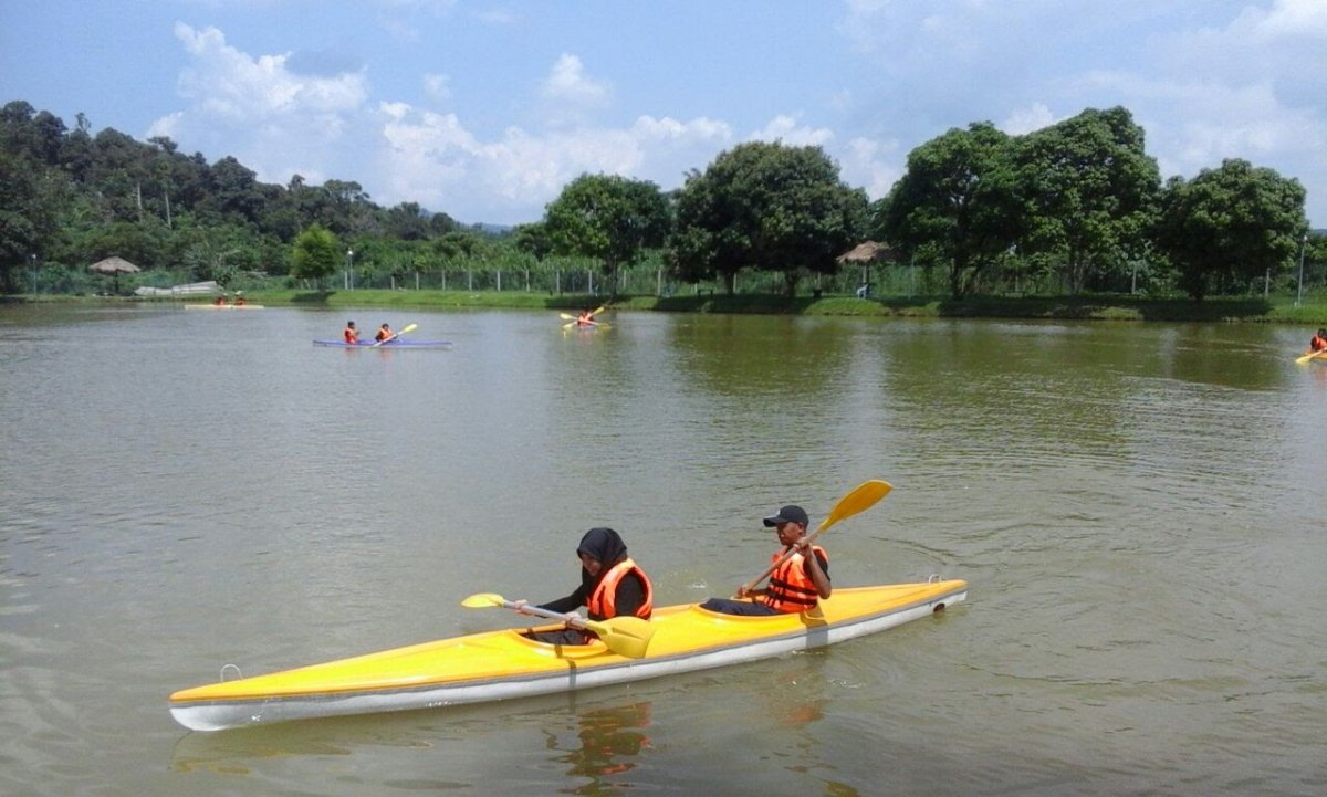 (15 Places) Unravel the Beauty of Kayaking Hotspots in Malaysia: Semenyih EcoVenture Resort & Recreation
