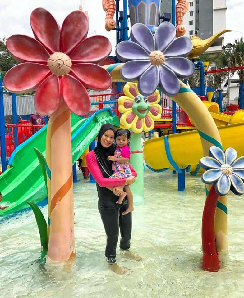 (Under RM50) 6 Most Popular Water Parks in Malaysia That Are Budget-Friendly: WaterWorld at i-City Theme Park